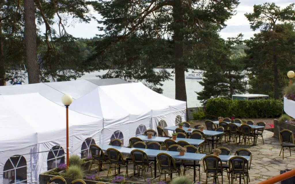 hvalstrand bad med telt