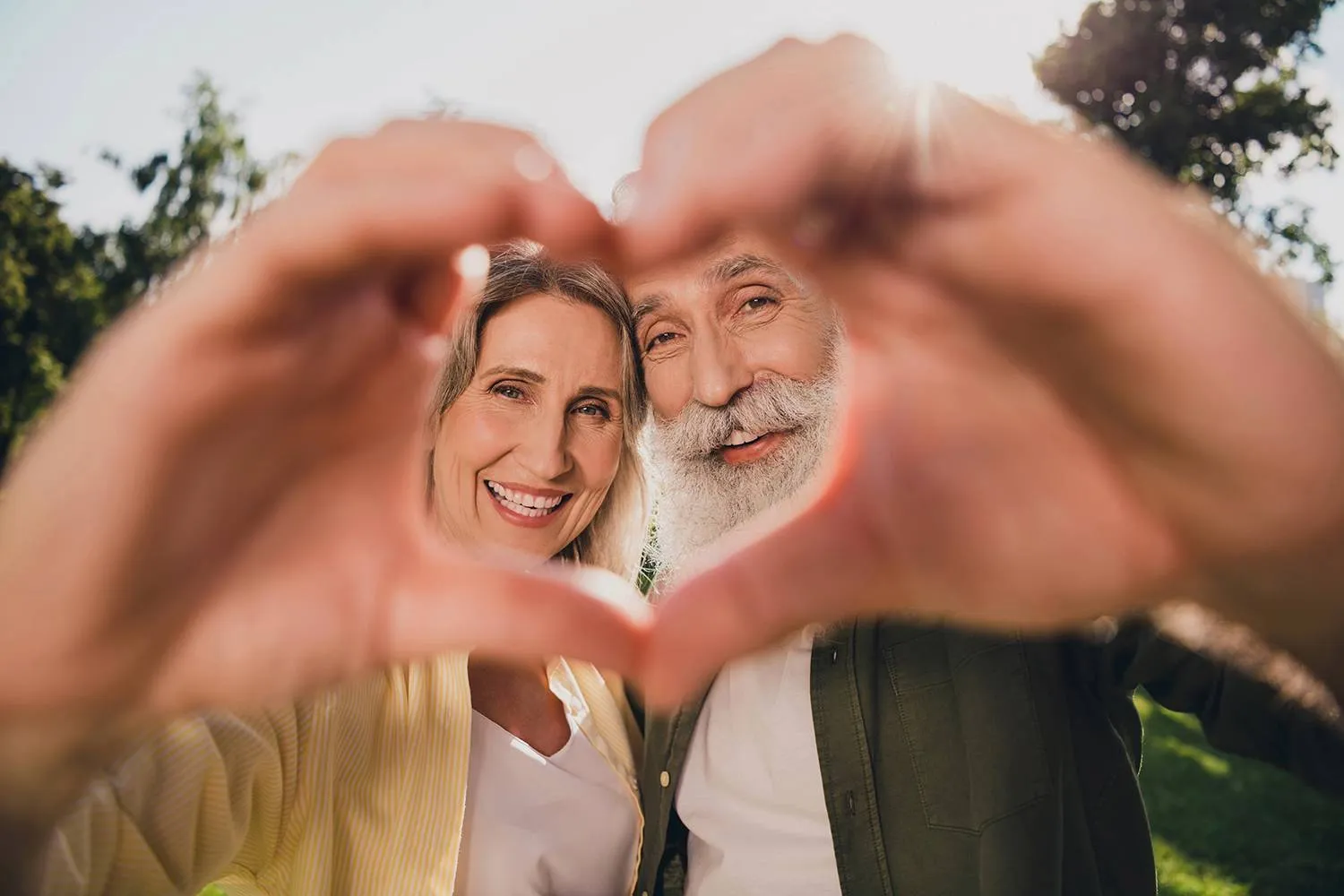 Den definitive guiden til bryllupsdagsgaver