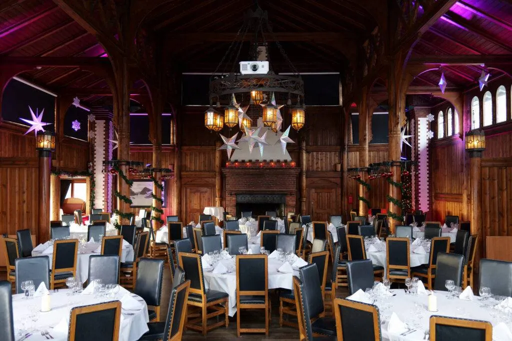 pyntede julebord på sporten frognerseteren